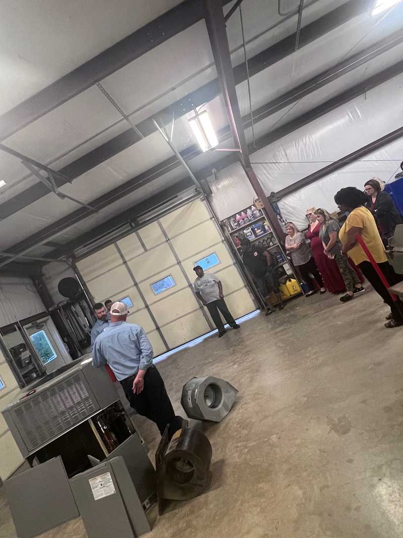 Parham Provides Imagen